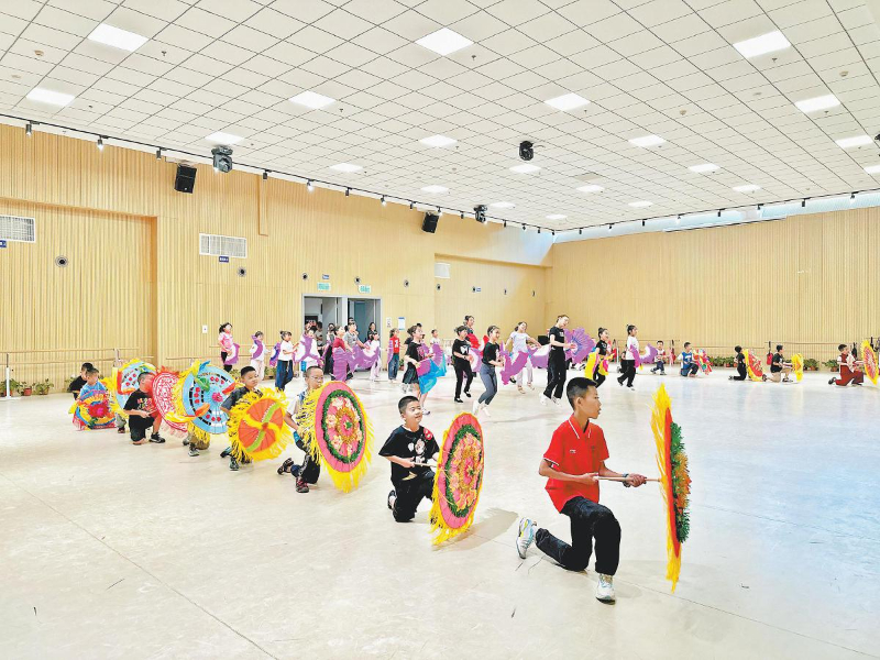 榆林各地文化馆多彩课堂点亮缤纷暑假